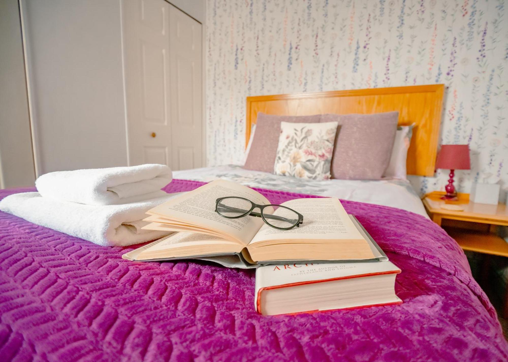 Purple Cloud Cottage Portsmouth Luaran gambar